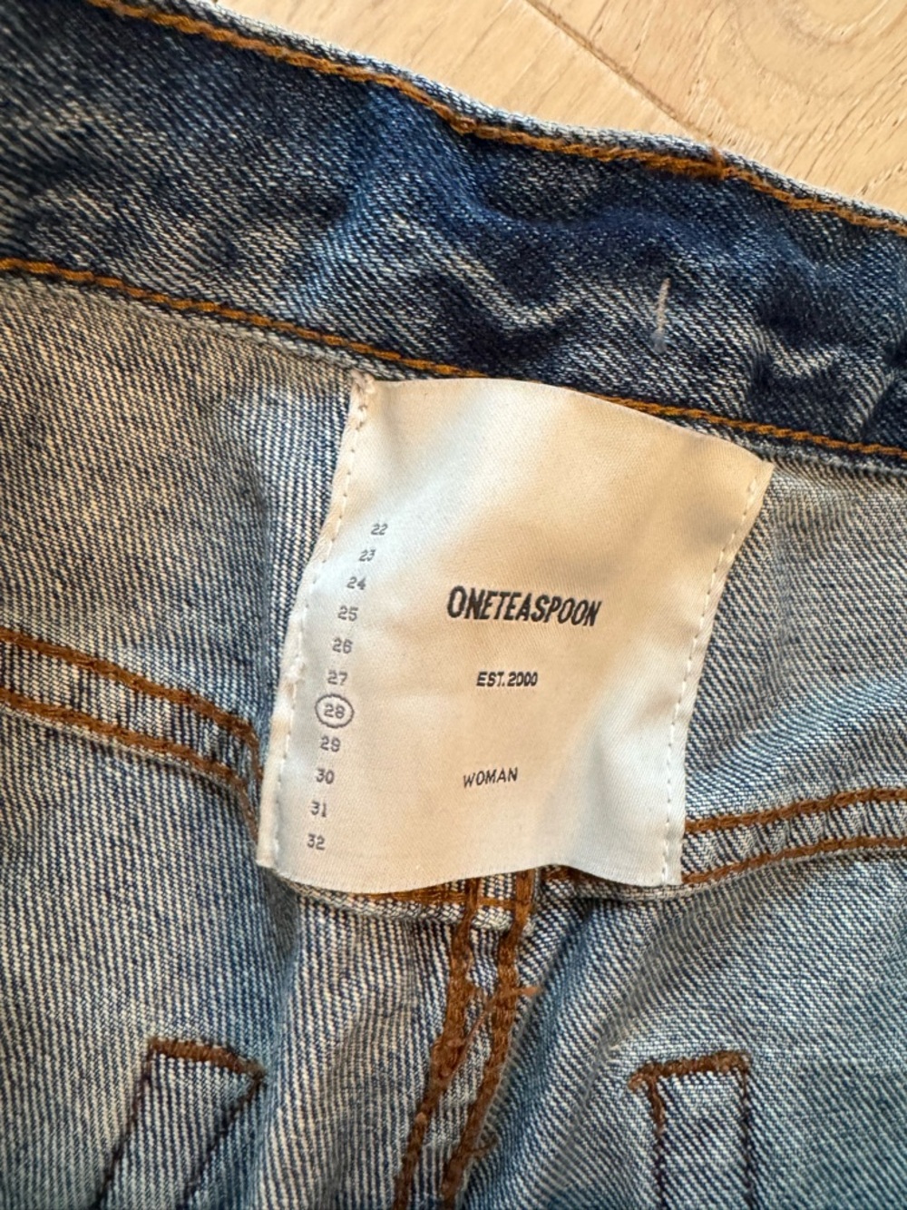 One Teaspoon Light Wash Denim Shorts with Contrast Stitching - Picture 4 of 9